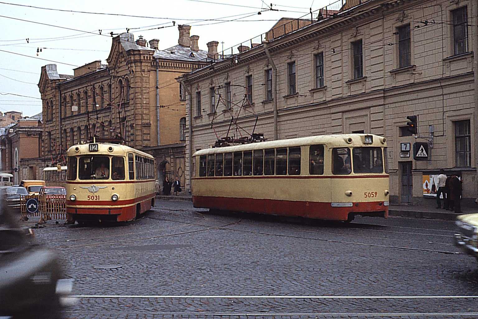 Фотографии 57. Трамвай лм-57 Ленинград. Лм-57 стиляга. Трамвай СПБ лм 57. Трамвай лм-57 стиляга.