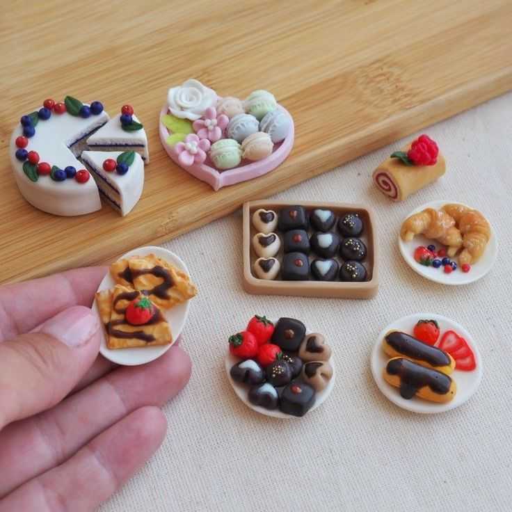 Вкусняшки из пластилина для кукол