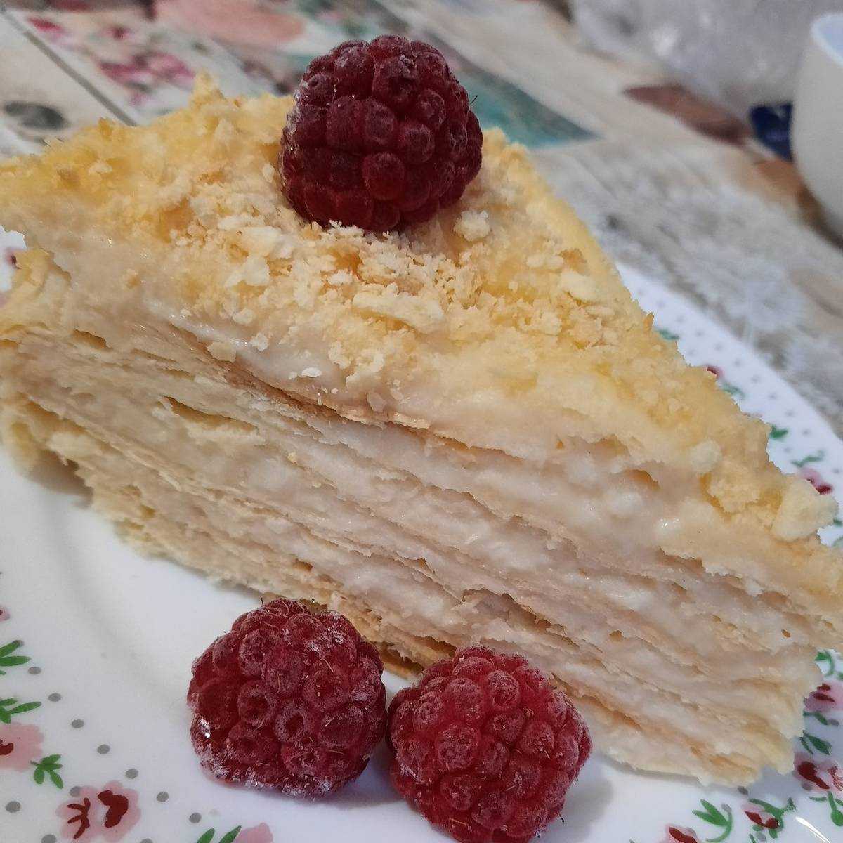 Бисквитный торт Наполеон
