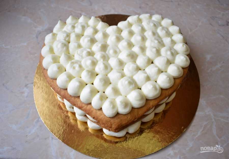 Сердечный розово-белый розовый торт, торт torte, свадебный торт шоколадный торт, белый сердечный торт с розовыми розами, крем, аранжировка цветов png