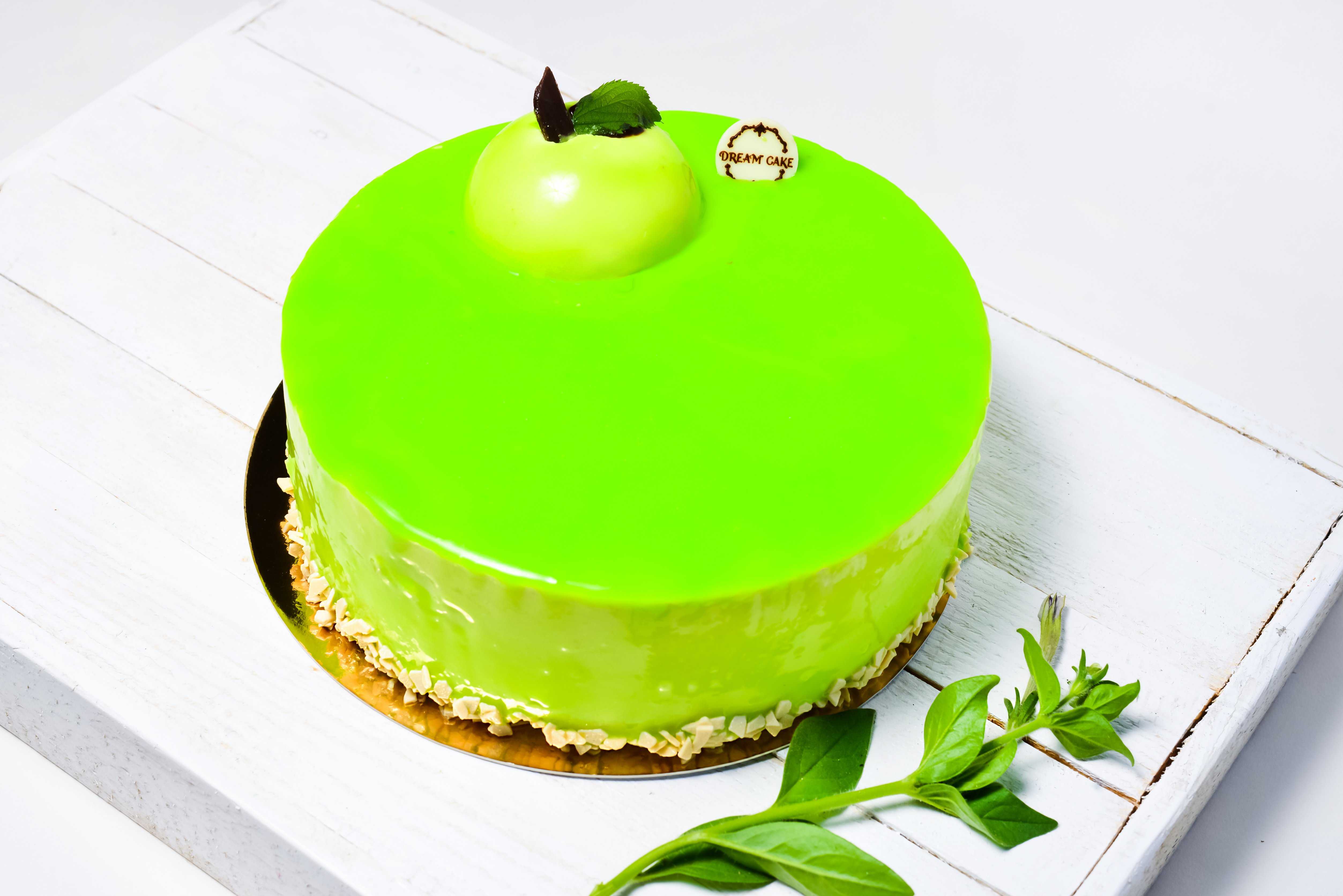 Муссовый торт зеленый