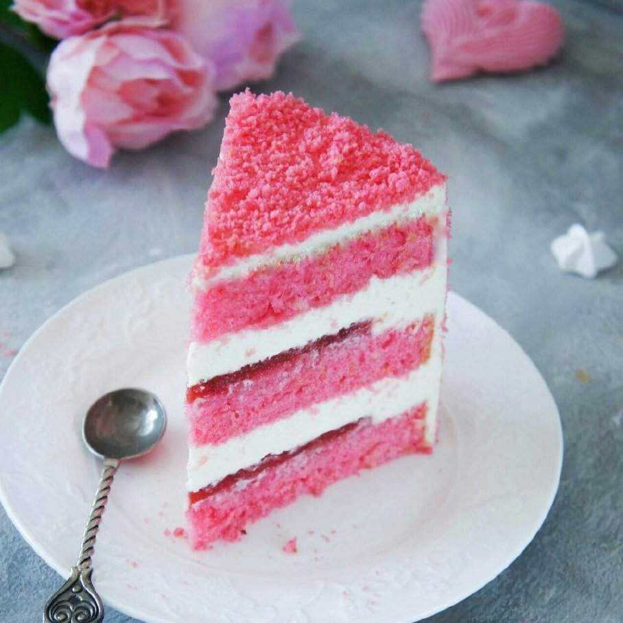 Торт розовый бархат