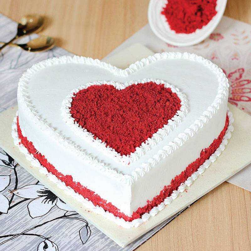 Сердечный розово-белый розовый торт, торт torte, свадебный торт шоколадный торт, белый сердечный торт с розовыми розами, крем, аранжировка цветов png | pngegg