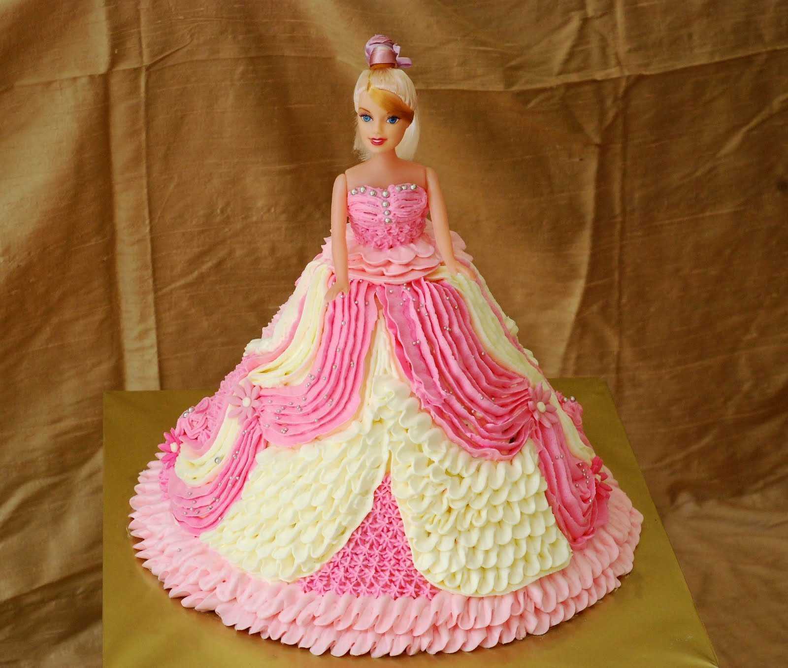 Торт куклы Барби для девочки 4г