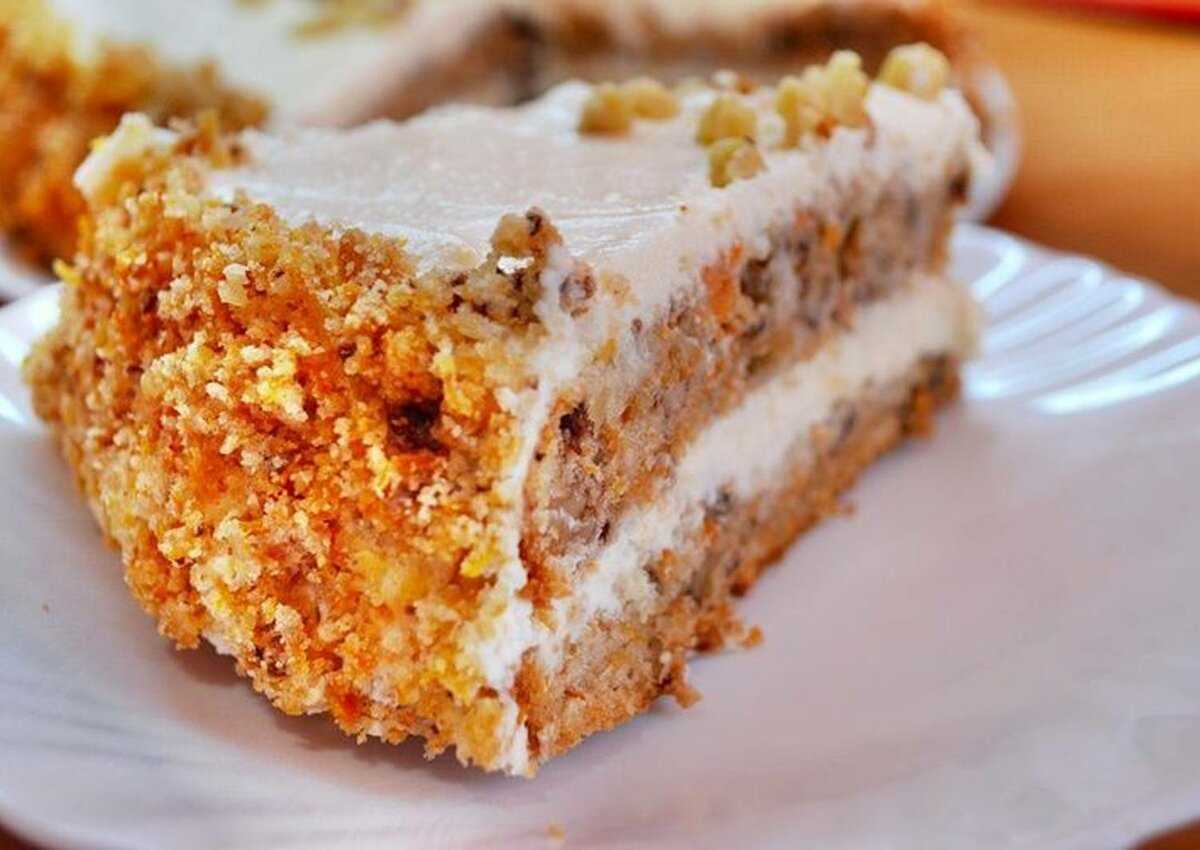 Морковный торт с апельсиновым курдом и кремом «пломбир»