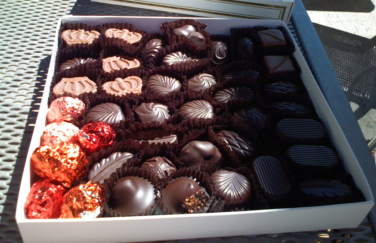Fritz Knipschildt конфеты. Дорогие конфеты. Конфеты шоколадные в коробке. Купили 12 килограммов шоколадных конфет
