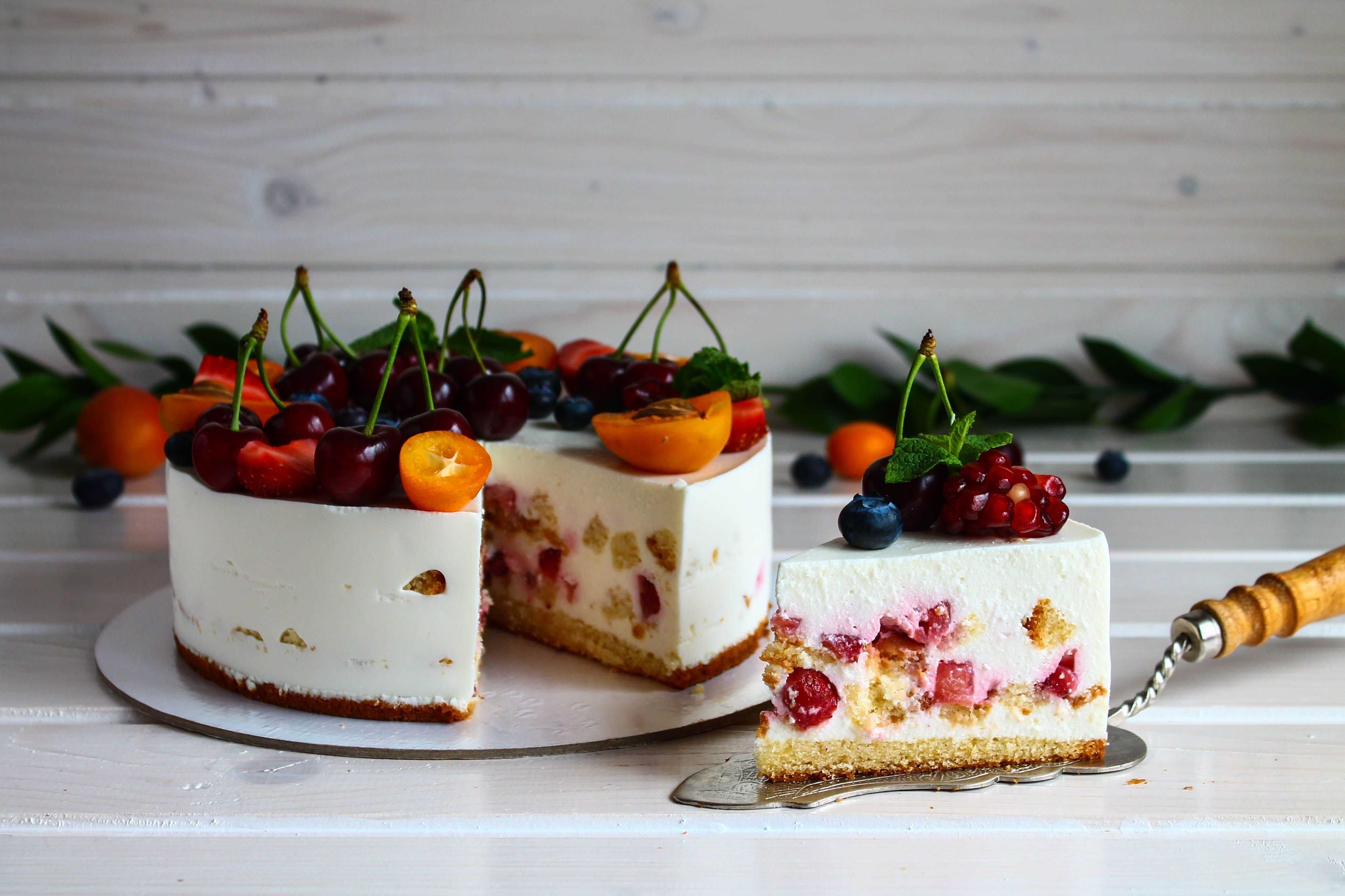 Двухъярусные торты на день рождения - простые рецепты вкусных десертов